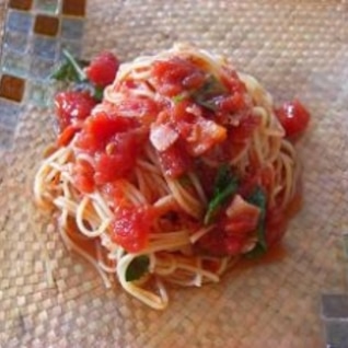 トマトの缶詰で簡単冷製パスタ　◆